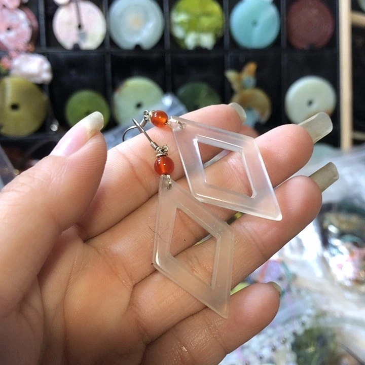 未镶嵌岫玉岫玉耳环