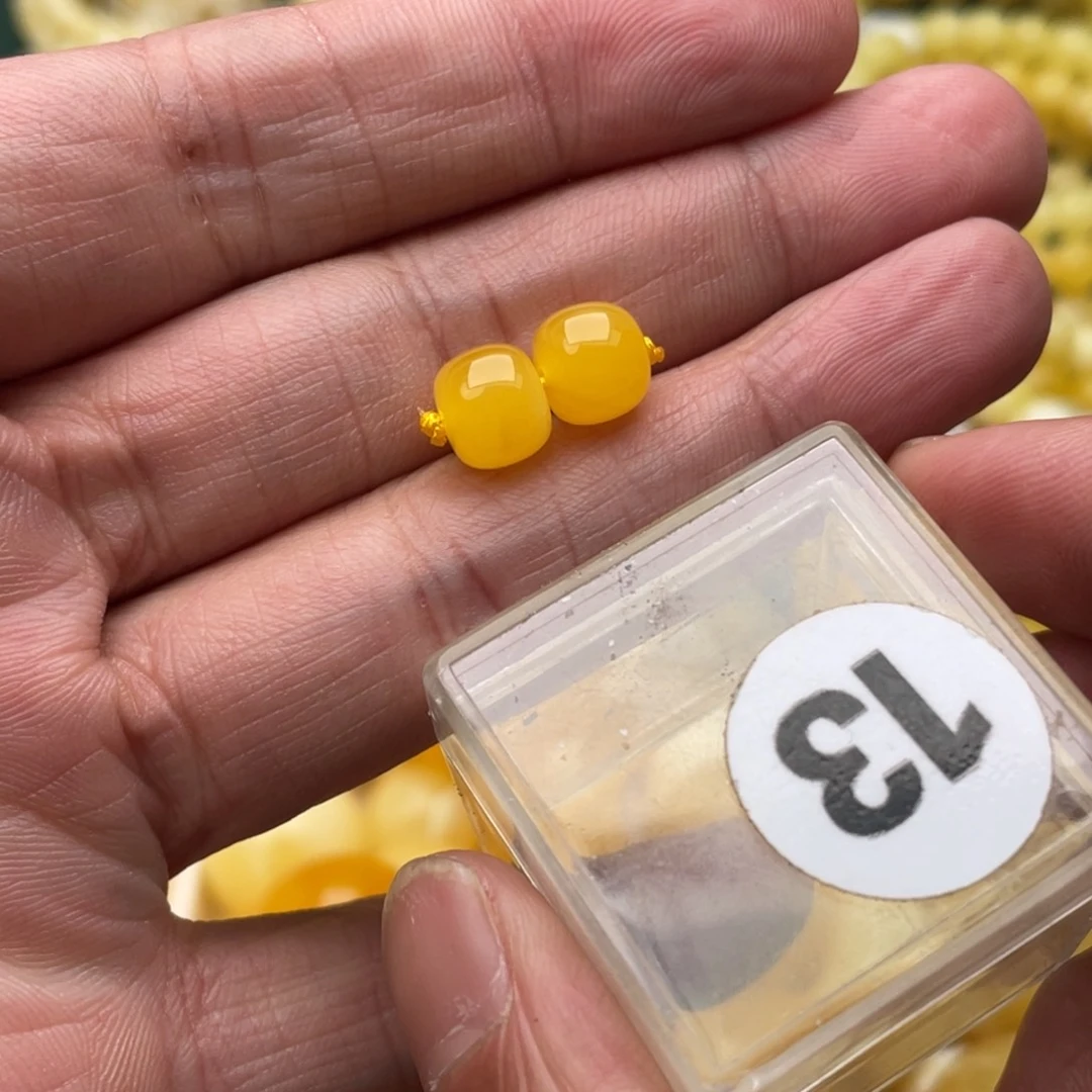 琥珀珠宝奇石未镶嵌陈*以