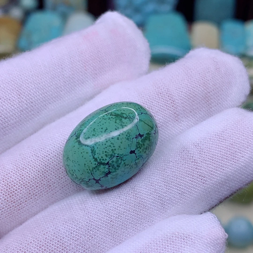 绿松石颈饰未镶嵌