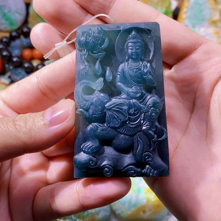 未镶嵌定制翡翠风**羽翡翠普贤