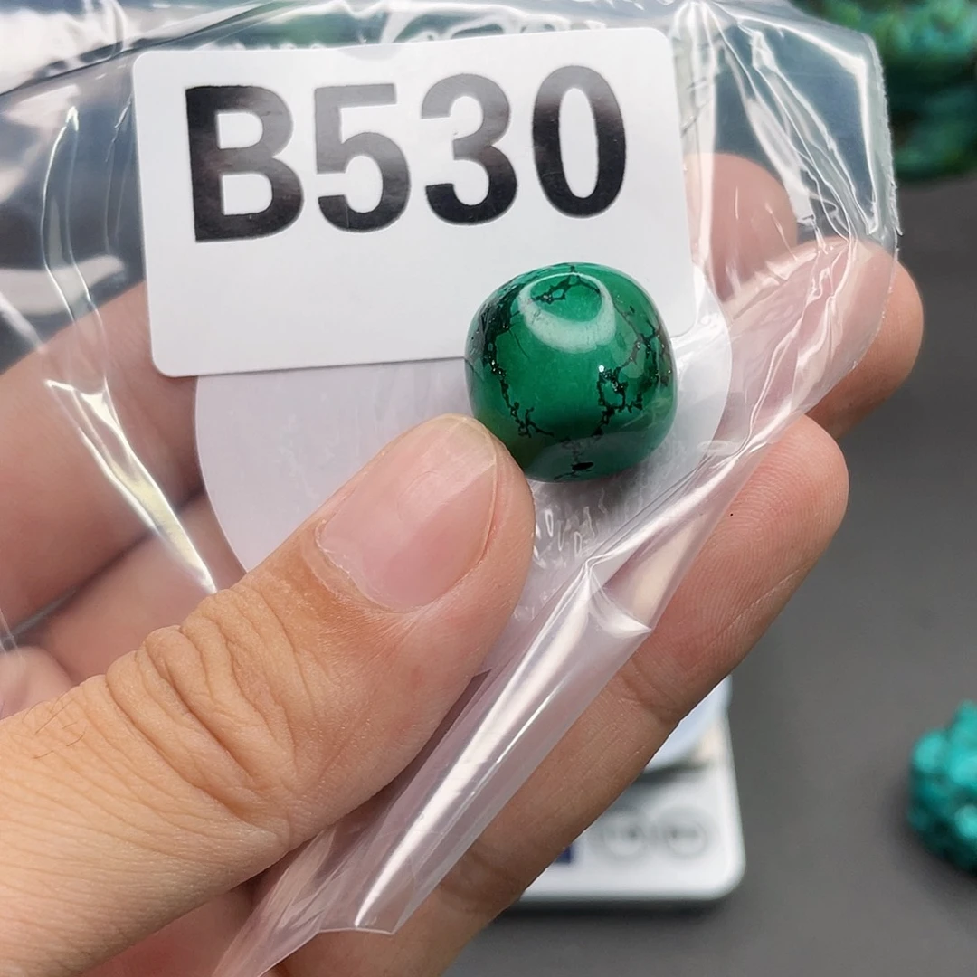 湖北十堰原矿绿小松