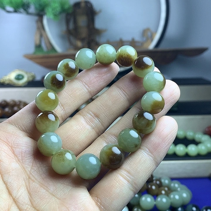 和田玉未镶嵌手串