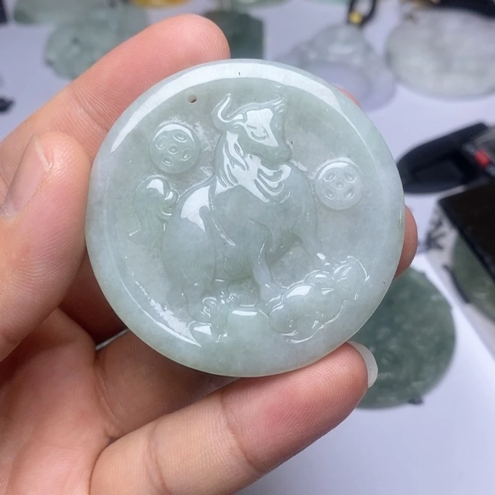 颈饰未镶嵌翡翠翡翠