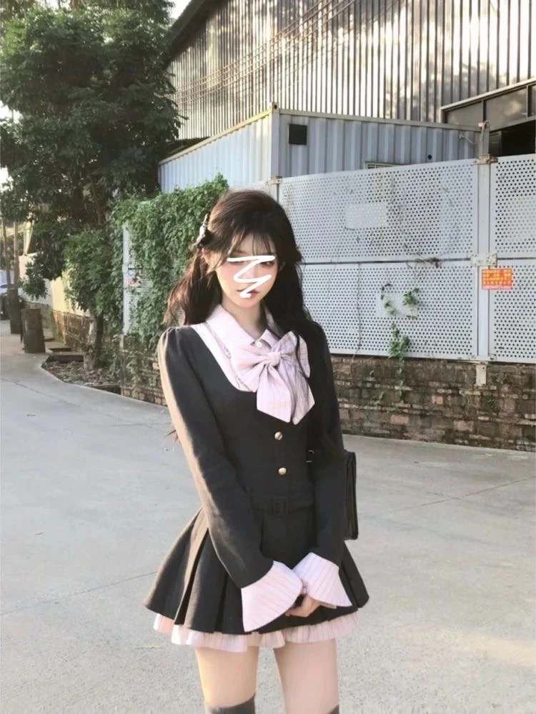 【小鱼儿宠粉现货】冬季学院风拼接设计感长袖连衣裙显瘦学生百褶裙