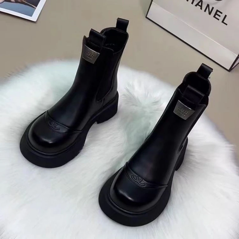 秋冬季时尚真软皮平底烟筒靴女2025秋冬新款加绒高跟马丁靴女百搭