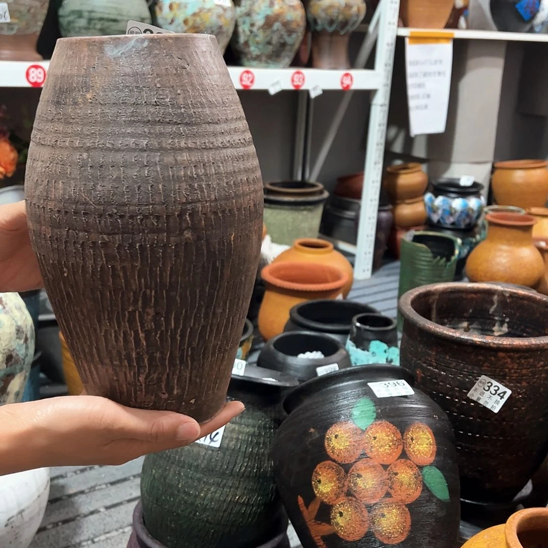 瑕疵红色圆柱321有孔