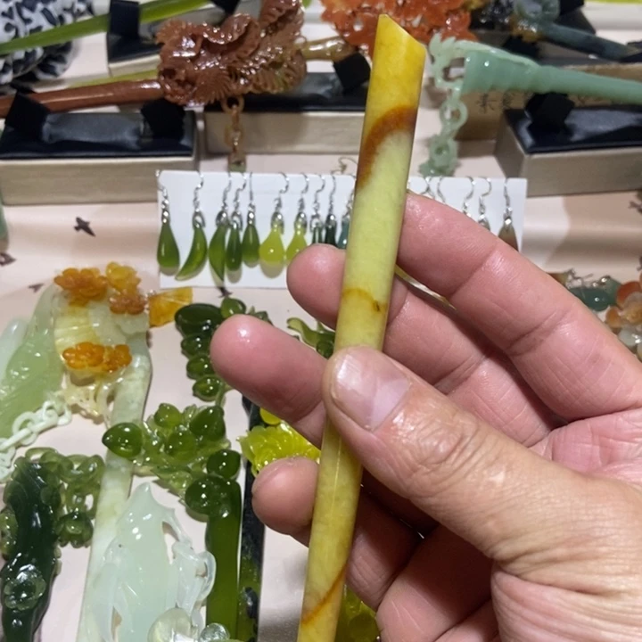 蛇纹石玉发簪未镶嵌