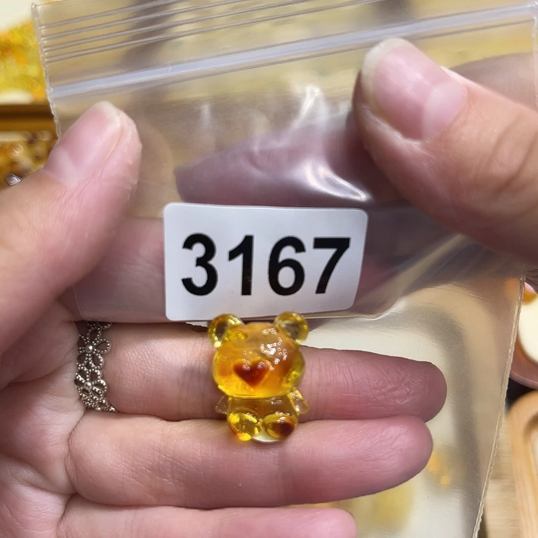 琥珀未镶嵌颈饰蜜蜡