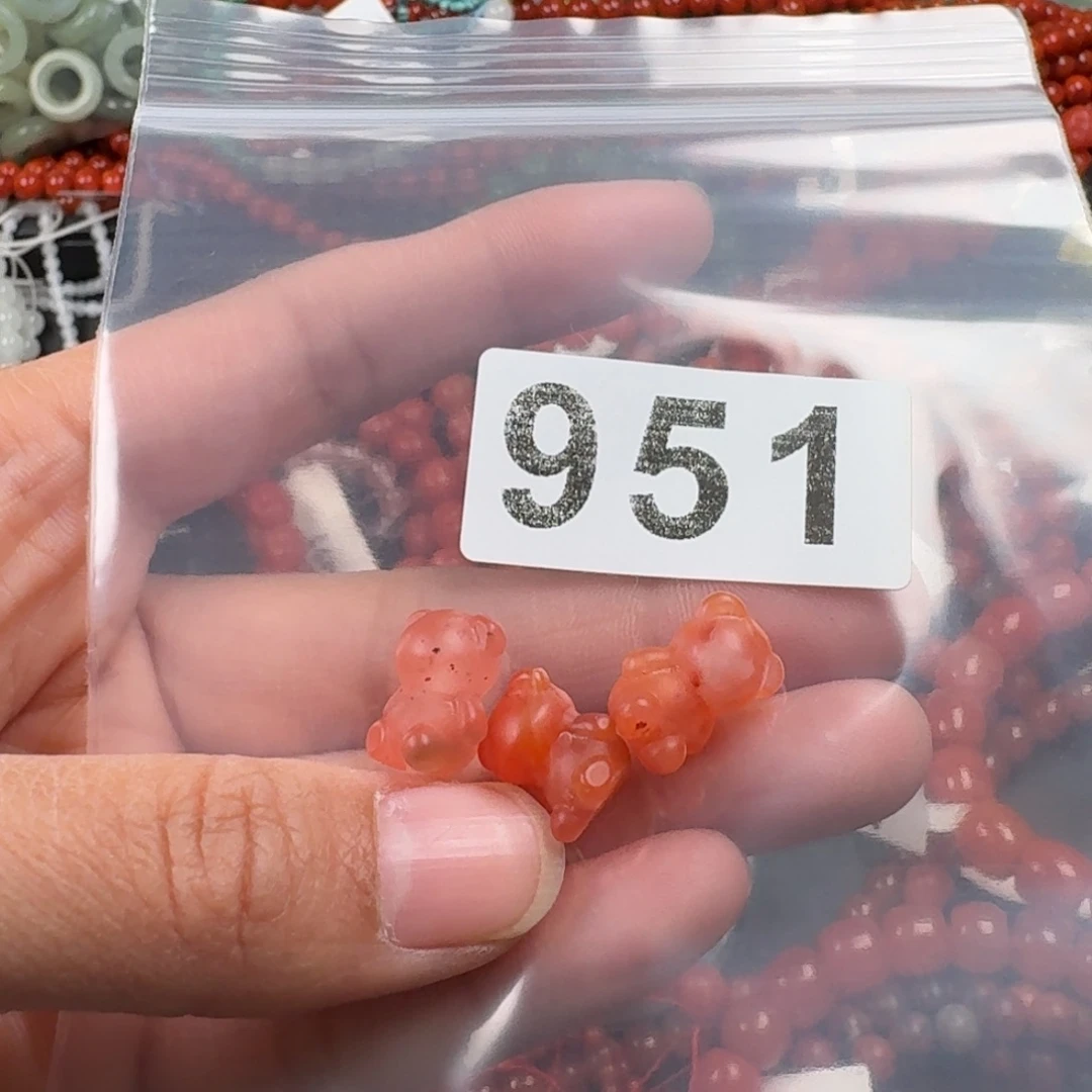 南红玛瑙未镶嵌珠宝奇石