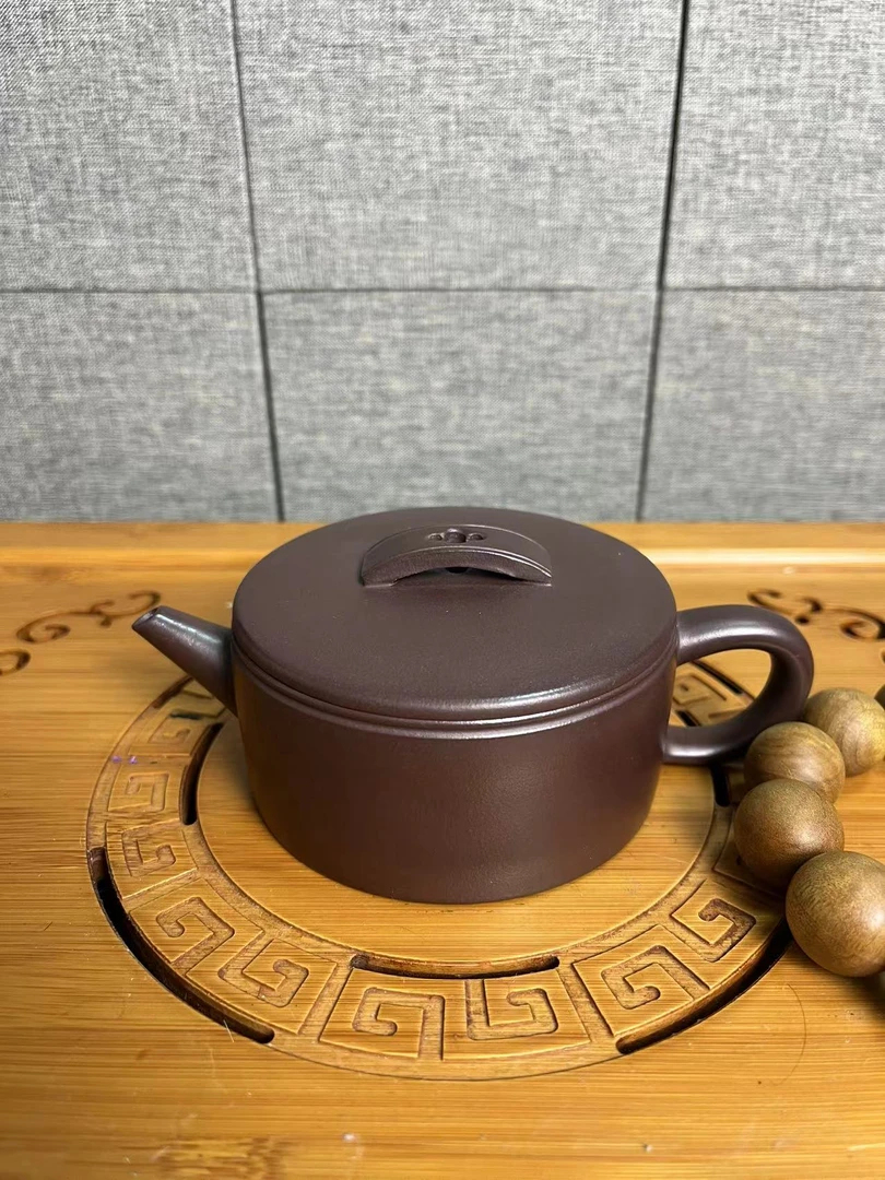 精品纯手工紫朱泥大口矮汉瓦紫砂茶壶