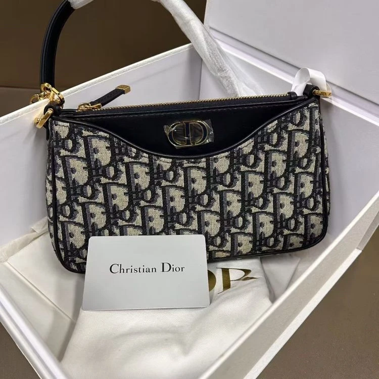 95新 DIOR/迪奥  /KIKI/单肩包/19064330