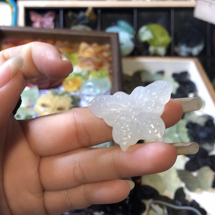 岫玉未镶嵌岫玉挂件