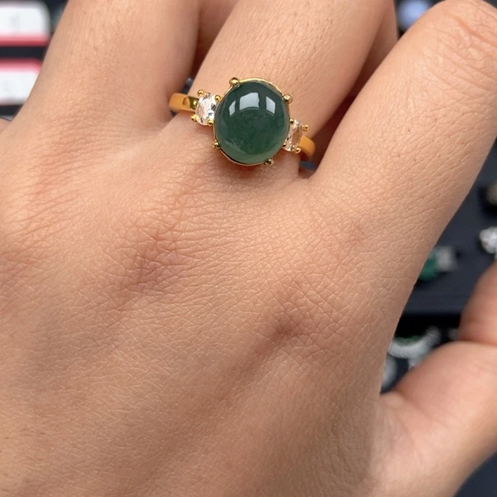 翡翠未镶嵌戒指戒指