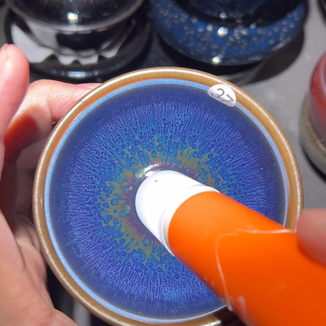 茶盏我想去买东西的路上我