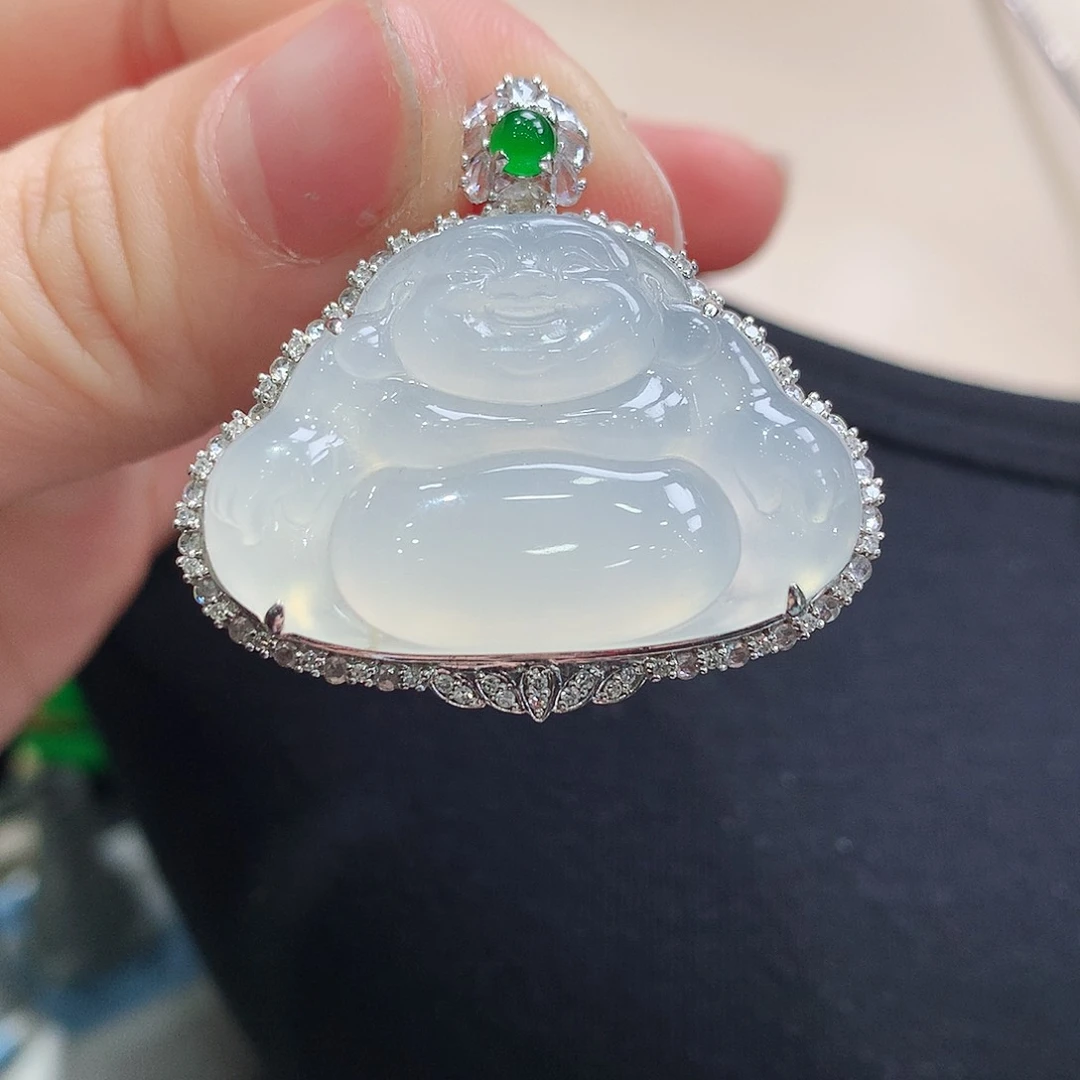 翡翠颈饰18K金镶嵌佛公