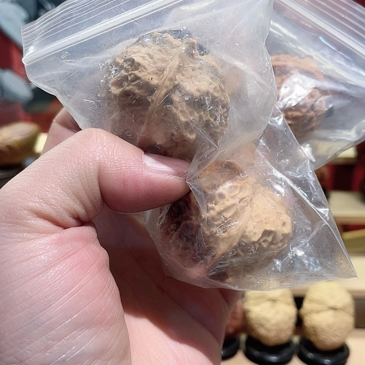 文玩核桃把件W*云铁9