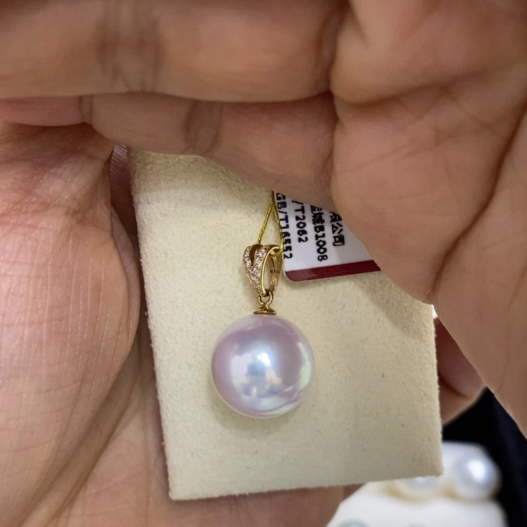 淡水珍珠颈饰18K金镶嵌