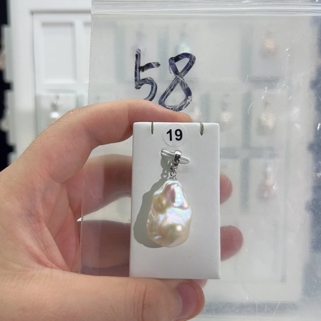 合金颈饰淡水珍珠