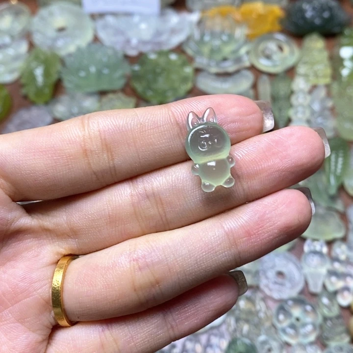 蛇纹石玉未镶嵌项链