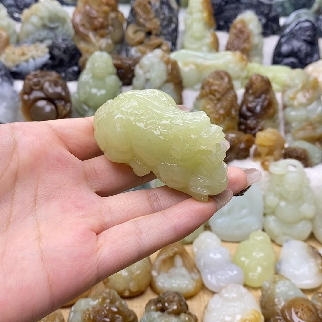 颈饰未镶嵌和田玉