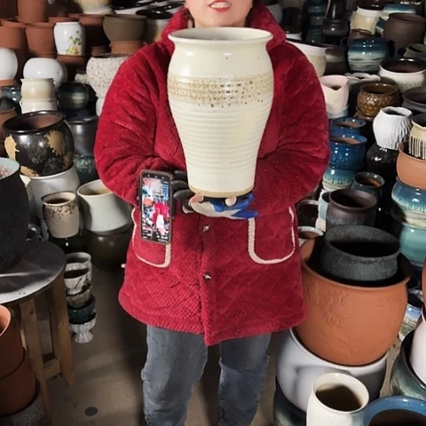 口20高32瑕疵盆子。