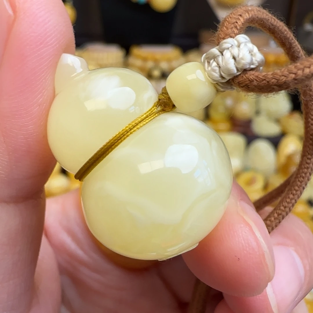 琥珀未镶嵌套链天然白花蜜蜡葫芦吊坠