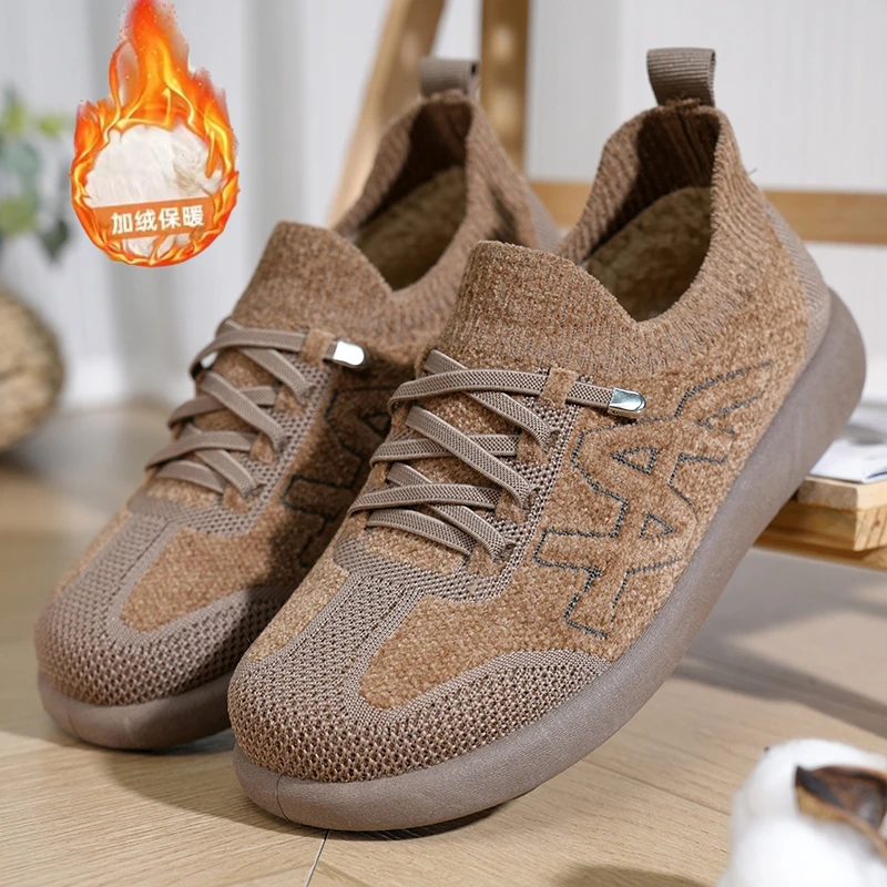 冬季加绒加厚保暖妈妈鞋冬季轻便防滑软底老北京棉鞋保暖女款棉靴