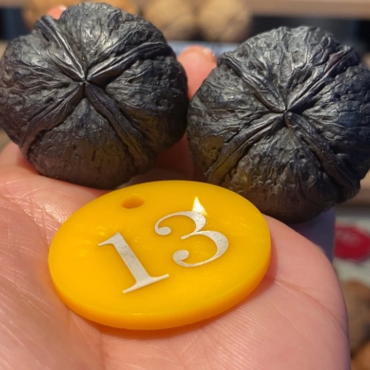 用***2木质类黑色地闷四炸37尺寸