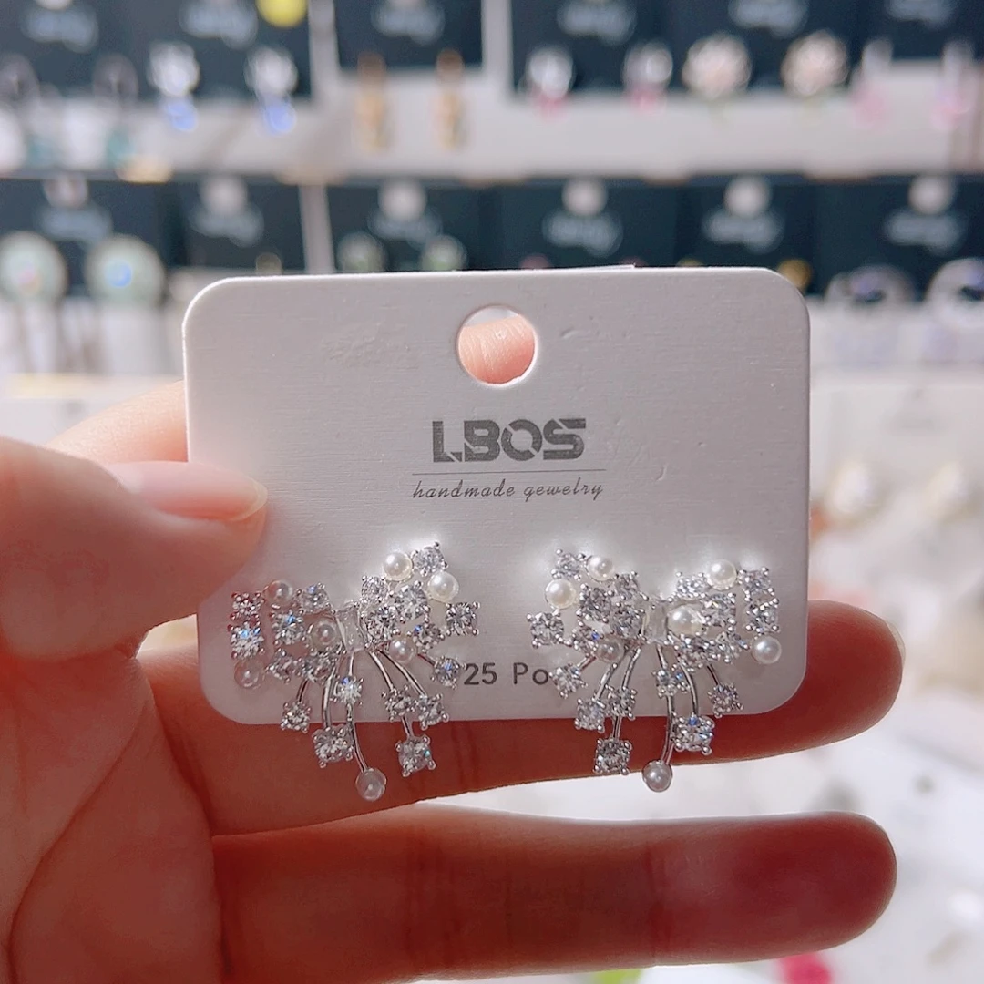 锆石纯铜合金耳环的