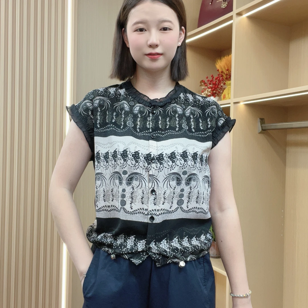 娜08洋气百搭减龄显瘦新款气质女短袖设计感上衣