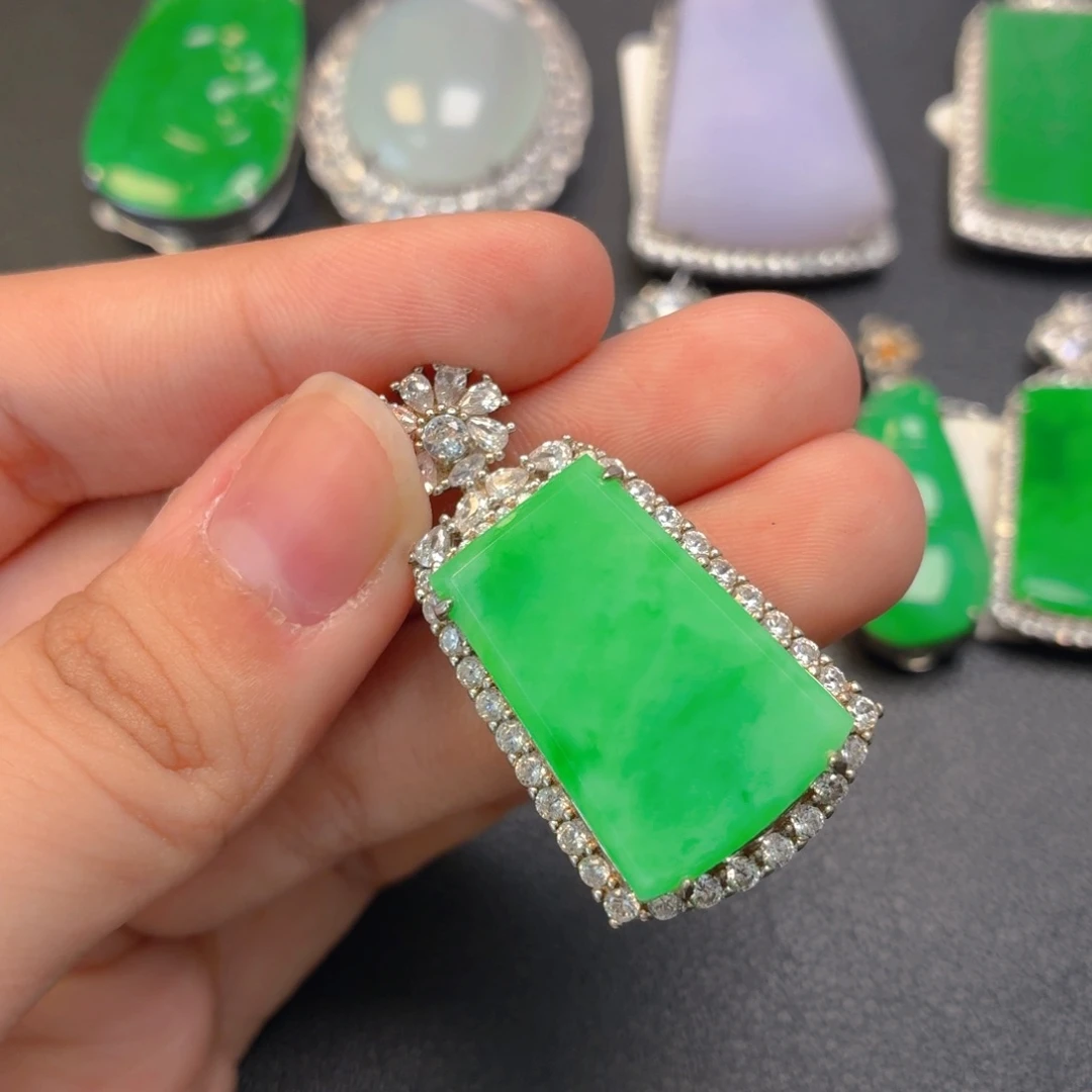 翡翠银S925镶嵌颈饰