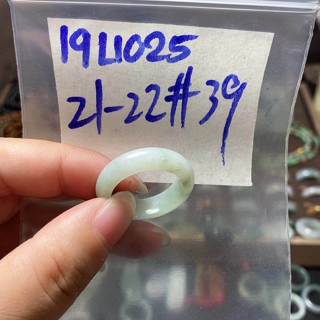 未镶嵌定制翡翠翡翠