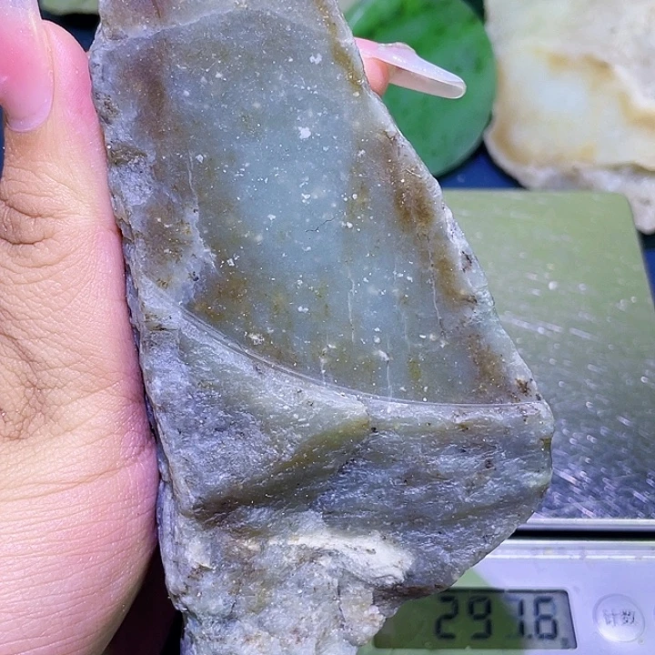 未镶嵌和田玉（糖玉）珠宝半成品