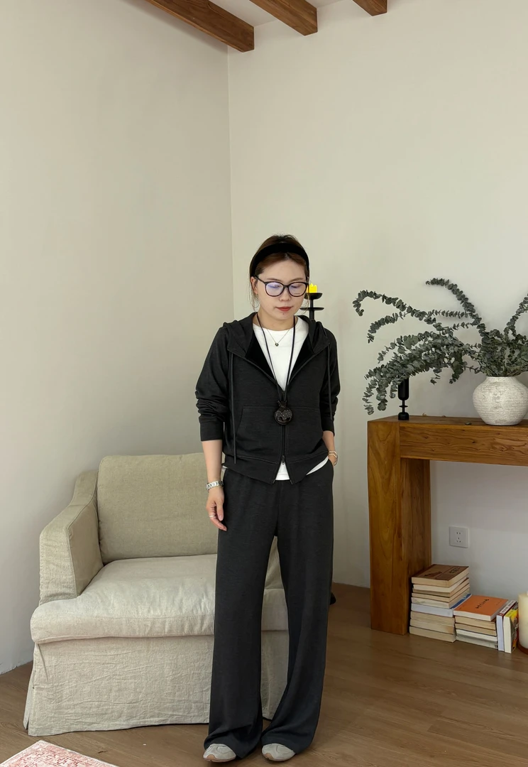 【云朵套装】HANI秋季新款 复古正肩坑条纹理拉链帽衫套装 Y186