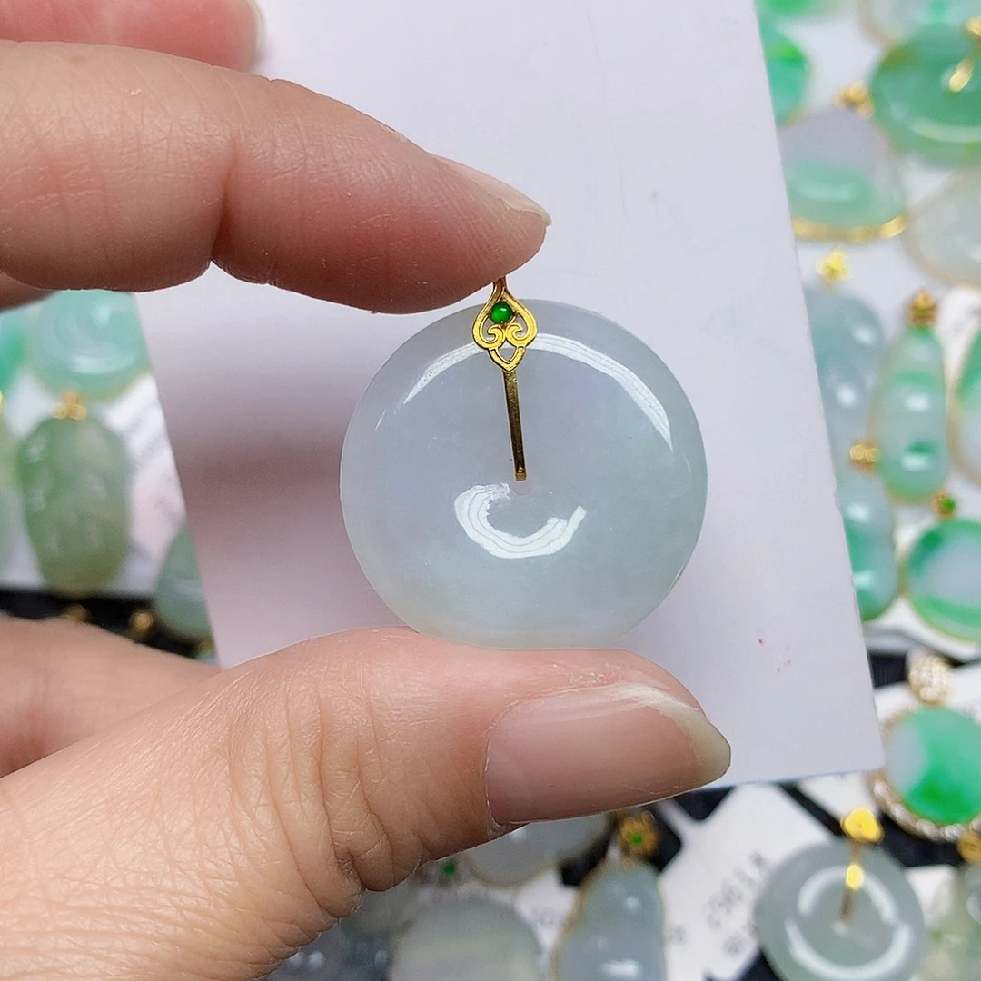 翡翠18K金镶嵌颈饰3678996