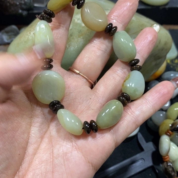 康***哥和田玉未镶嵌挂件