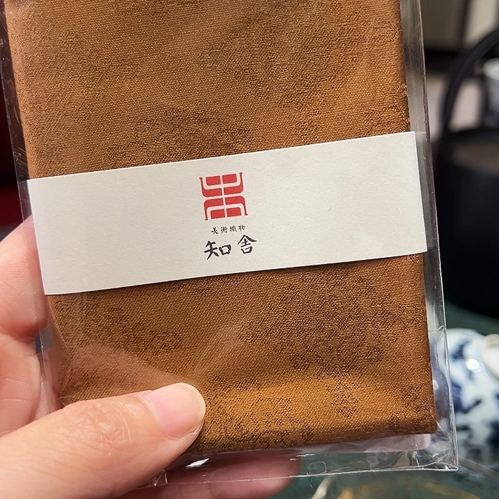 知舍茶巾111111111