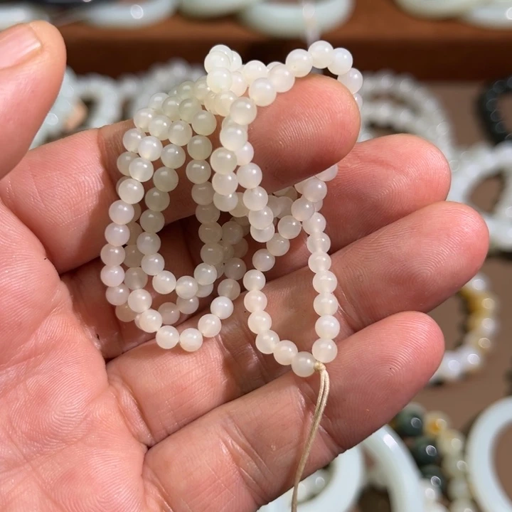 和田玉未镶嵌手链卡4