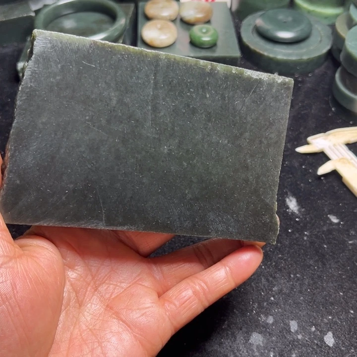 和田玉（糖玉）未镶嵌珠宝奇石