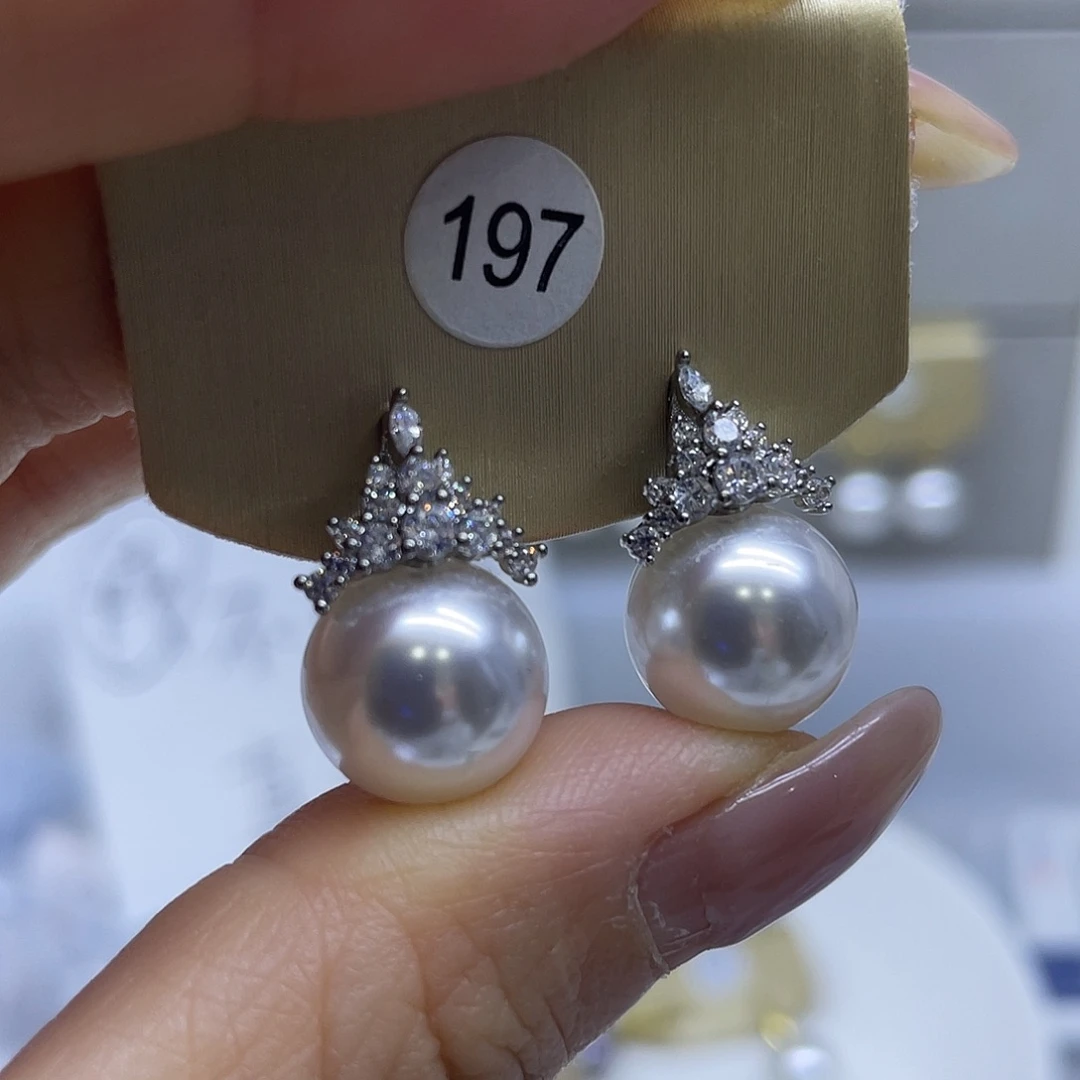淡水珍珠银S925镶嵌耳饰