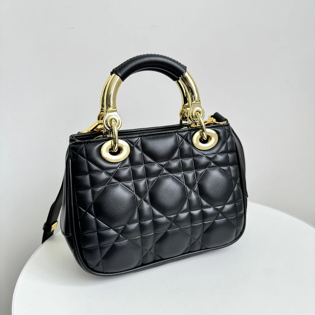 2025新款黑色复古手提斜挎包