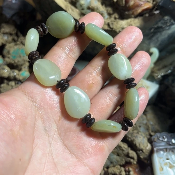 白玉菩提吊坠白玉菩提67975