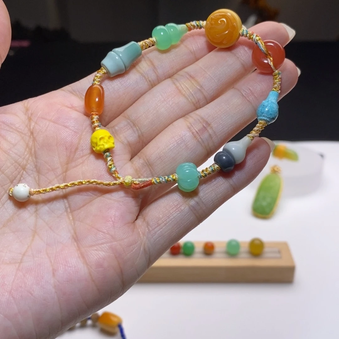 石英质玉（缅黄）未镶嵌珠宝奇石