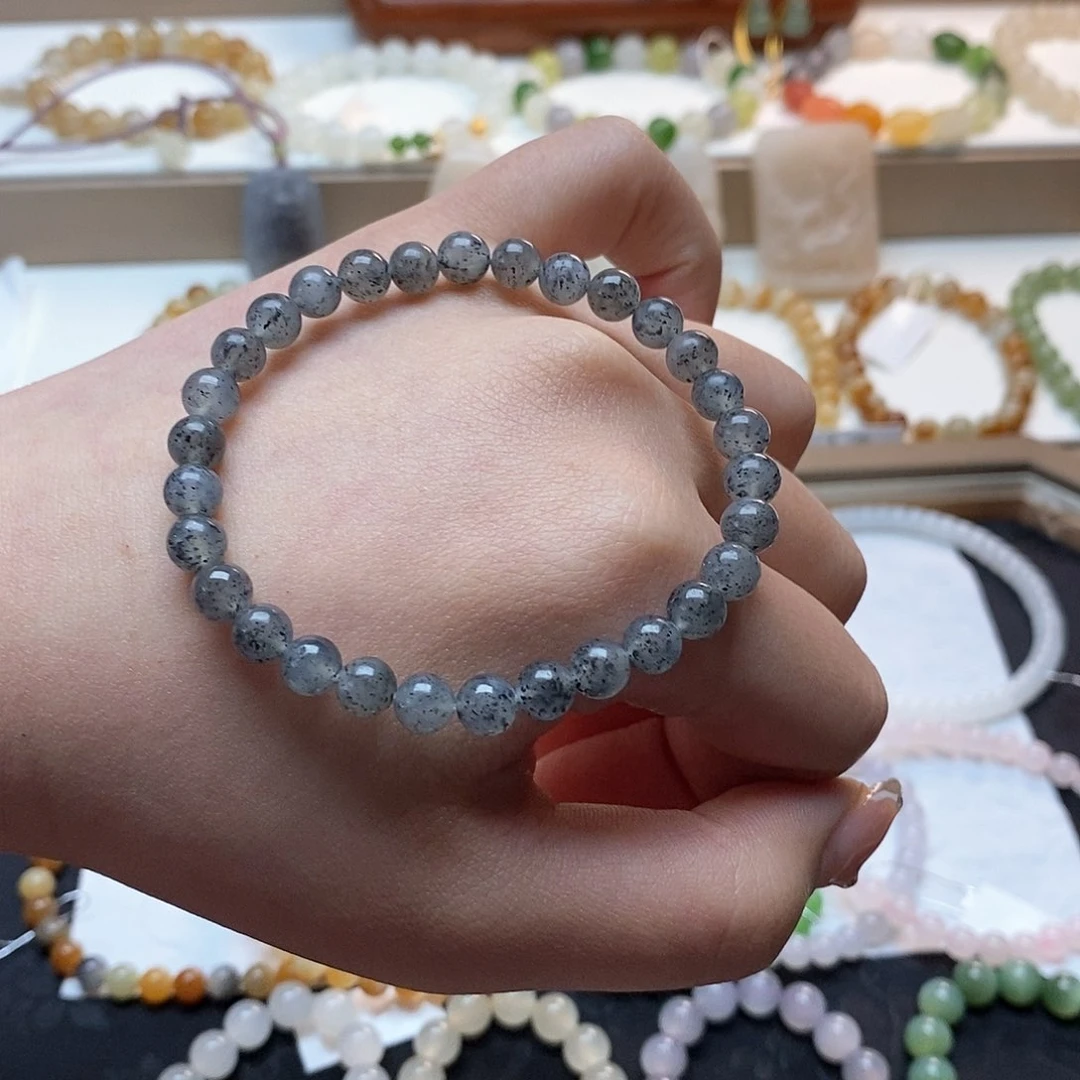 和田玉手链未镶嵌青花卡六