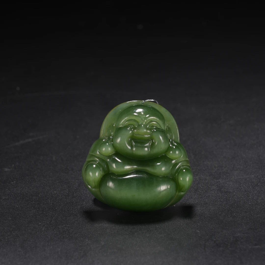 lot2和田碧玉猫眼佛公/保利拍卖