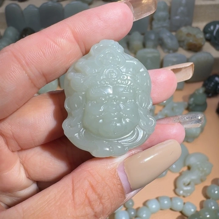 和田玉（糖玉）未镶嵌挂件