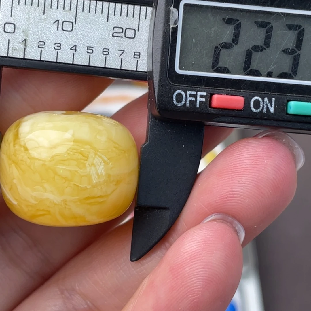 未镶嵌琥珀裸石蜜蜡128