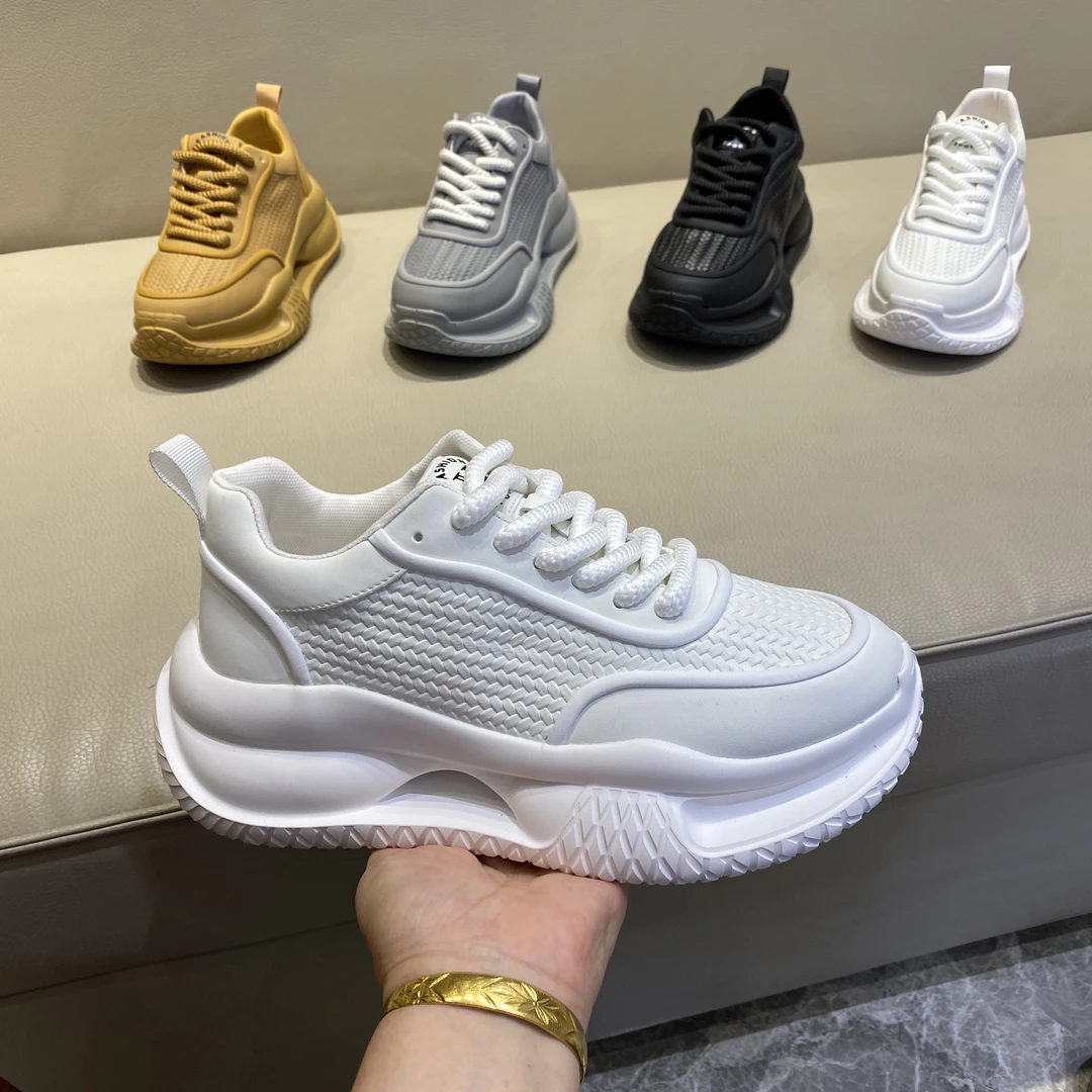 2025秋季新款低帮系带厚镂空底增高鞋韩版皮面舒适百搭时尚休闲鞋