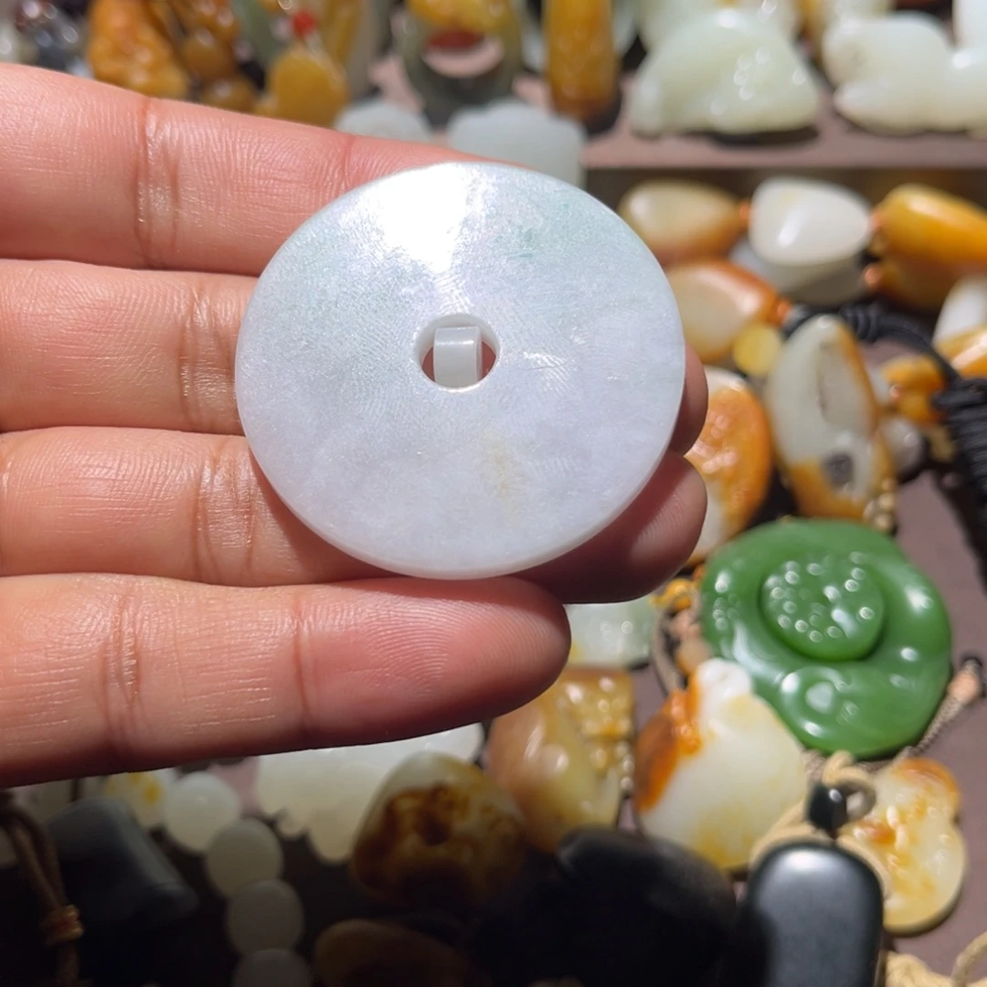 翡翠未镶嵌颈饰特价