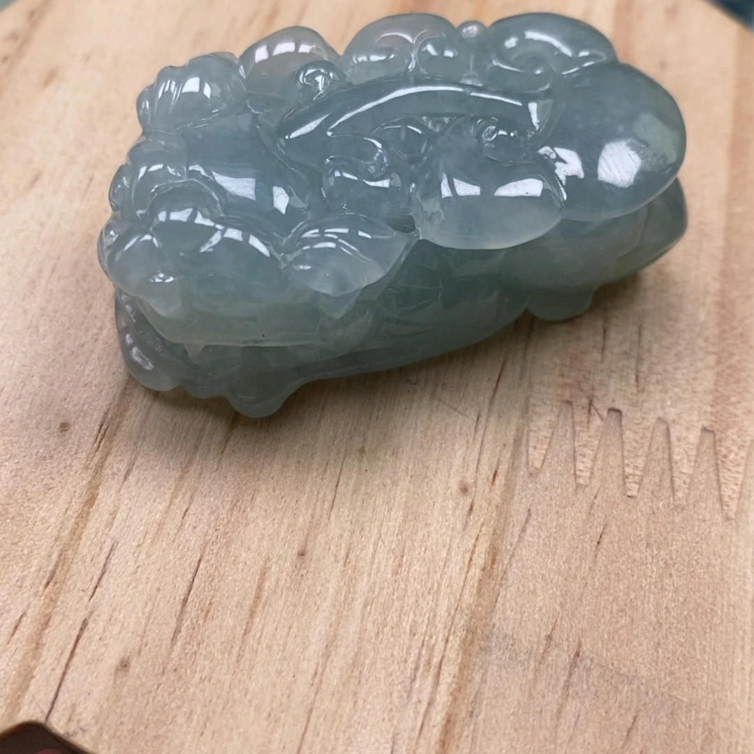翡翠未镶嵌颈饰多人口含珠如意貔貅吊坠